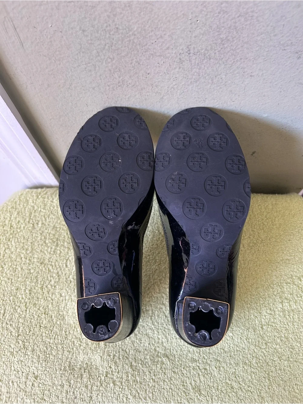Tory Burch Black Patent Leather Block Heel Pumps with Gold Logo Accent